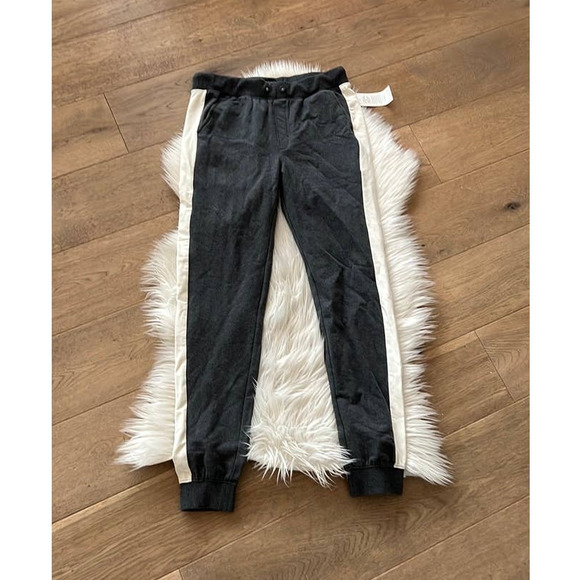 Girls Treasure & Bond Gray Joggers Size XXL 18/20 - Picture 1 of 4